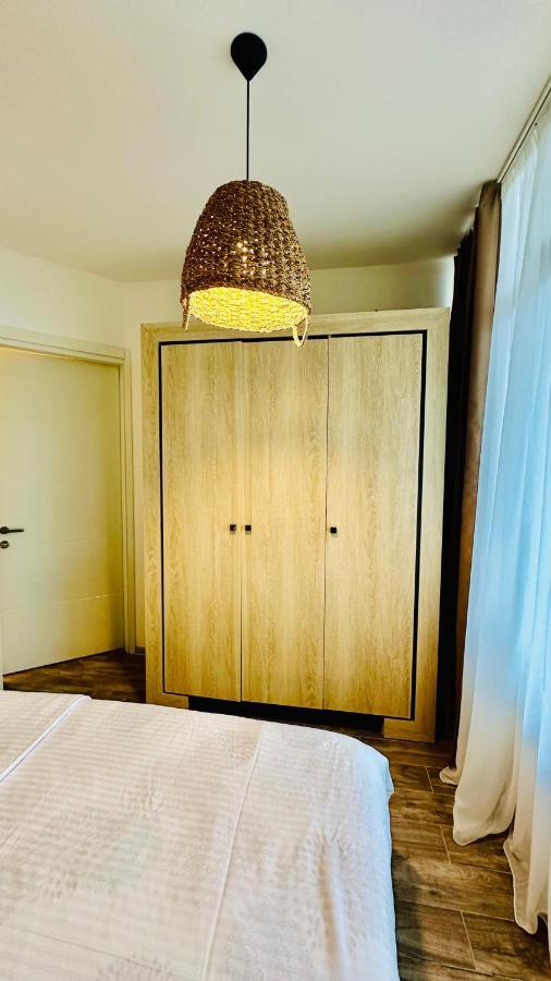 Magnolia Apartment Terrace 3 バトゥーミ エクステリア 写真